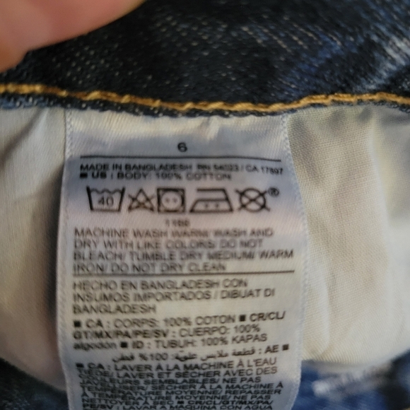 New old navy size 6 sky hi a-line denim shorts - Picture 6 of 6